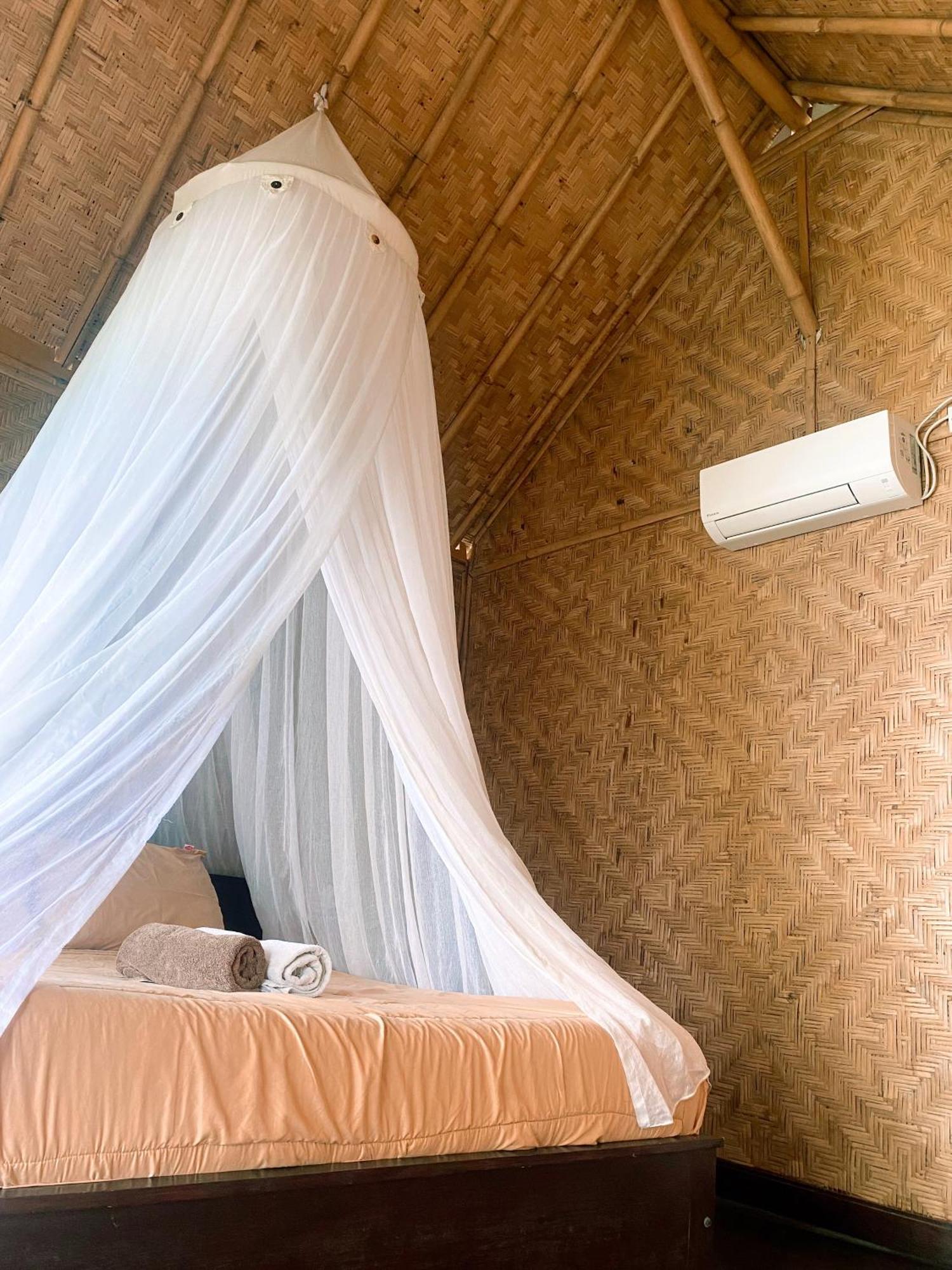 pondok bamboo villa Batununggul Bagian luar foto