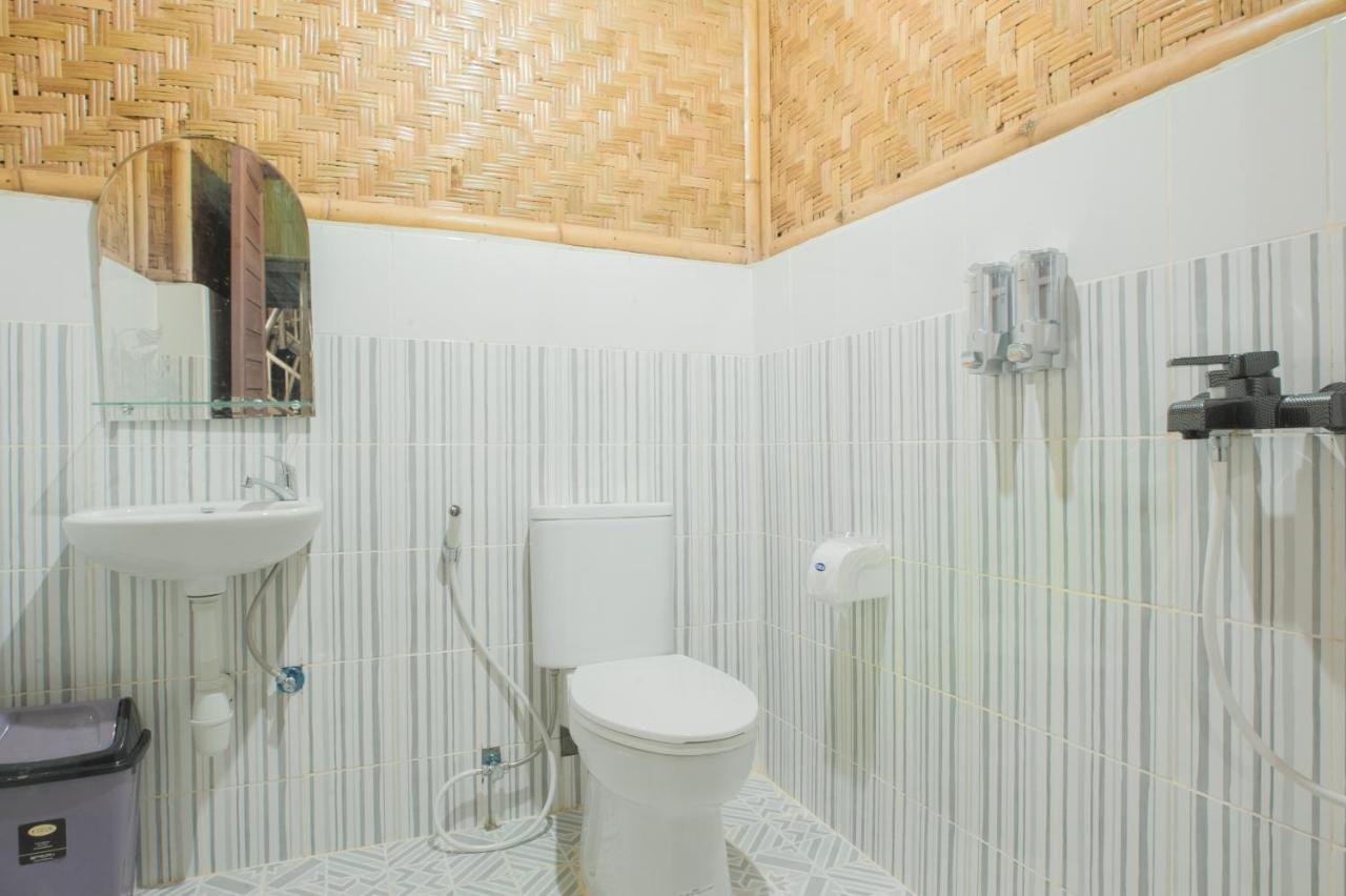 pondok bamboo villa Batununggul Bagian luar foto